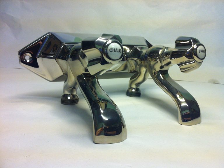 Read more about the article A French wall-mounted nickel bath tap set – SOLD.