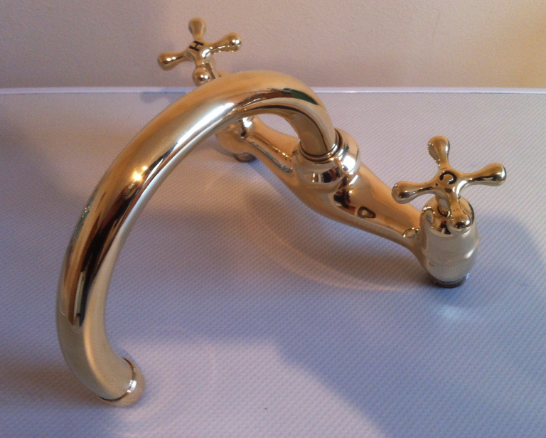Read more about the article Kitchen Taps