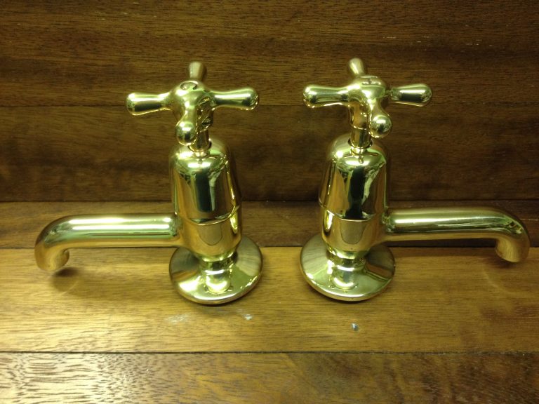 Read more about the article Stamped indices on brass basin taps with long spouts