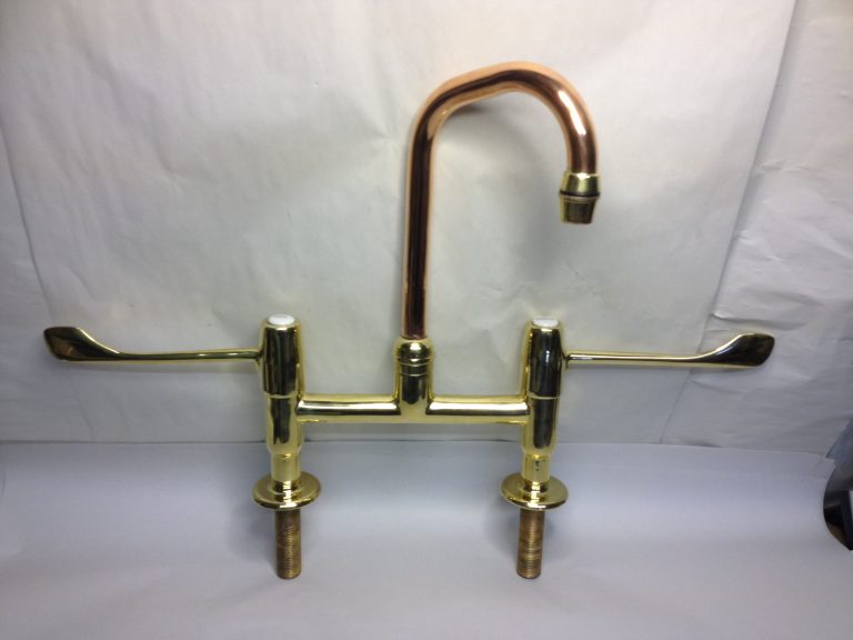 Read more about the article Polished brass Hospital lever taps