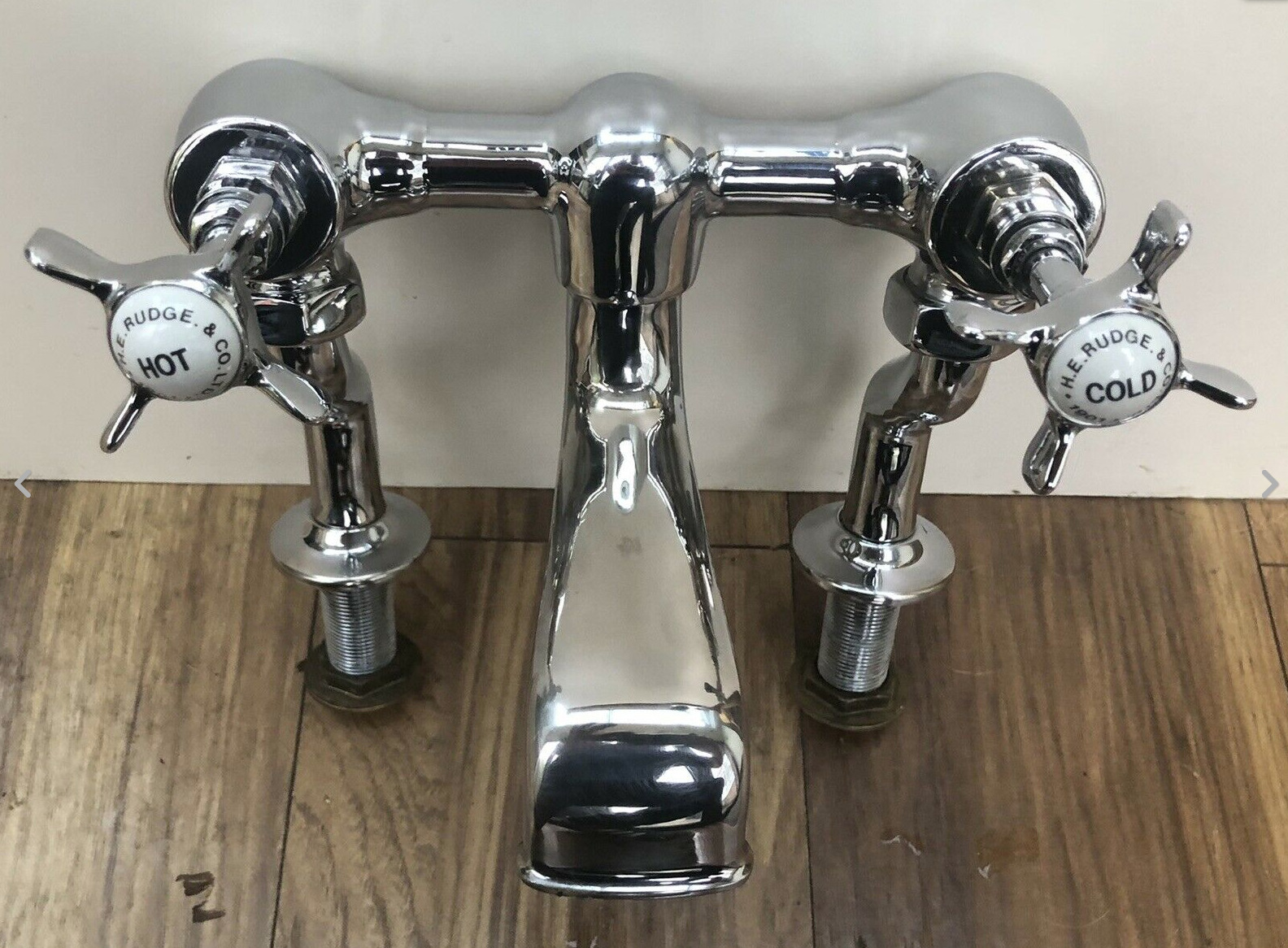 You are currently viewing H E Rudge bath filler, in original chrome.