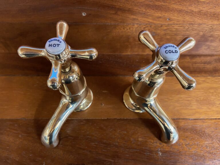 Read more about the article Shanks basin taps – SOLD.