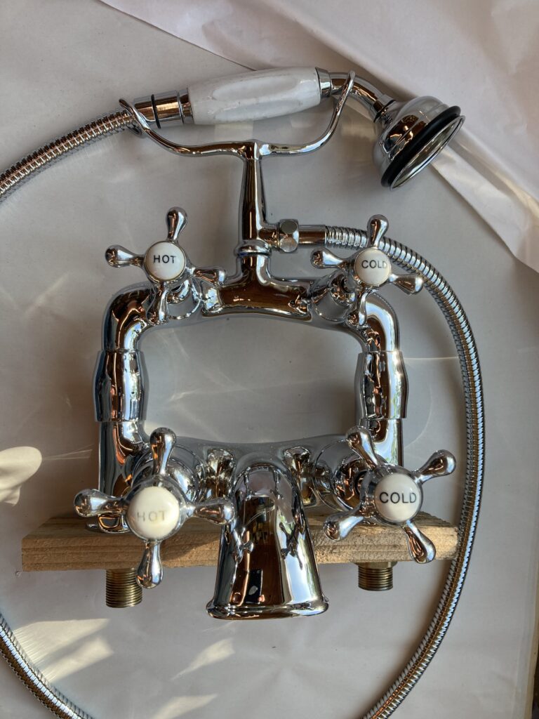Read more about the article A low-pressure bath shower mixer – FOR SALE.