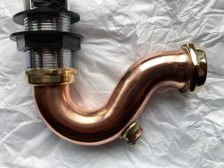Read more about the article An antique Copper & Brass, basin trap – FOR SALE.