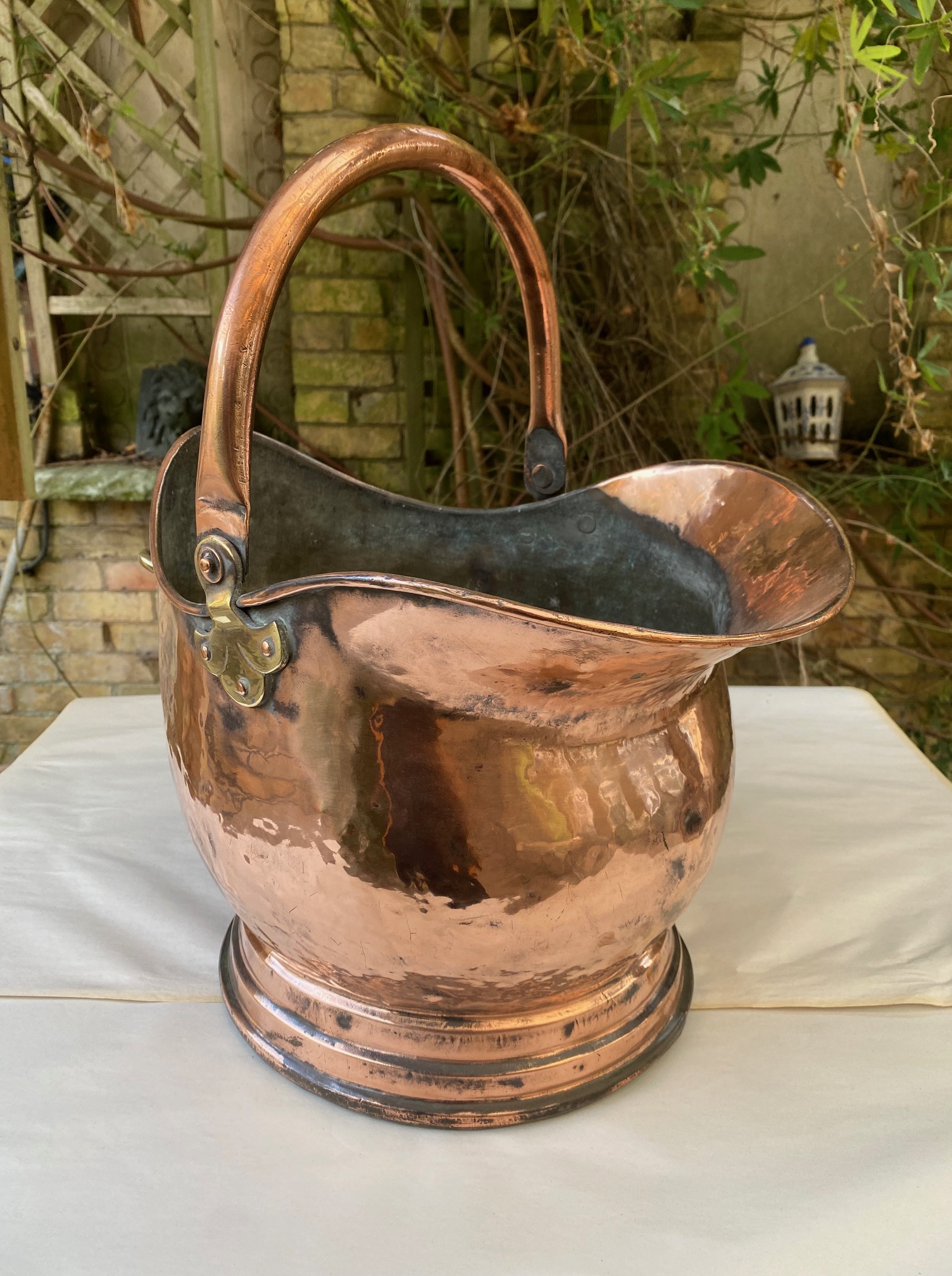 You are currently viewing A Copper & Brass Coal Scuttle – FOR SALE.
